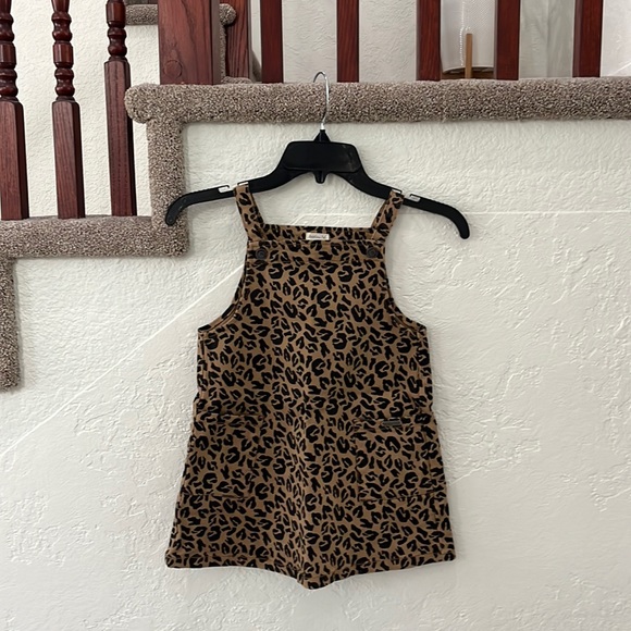 RAINBOW POT Leopard Print Bib Dress Denim Girls Size 5 - Picture 1 of 10